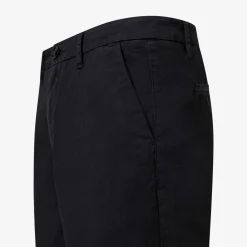 Outlet Bermuda chino in cotone nero Uomo Pantaloni